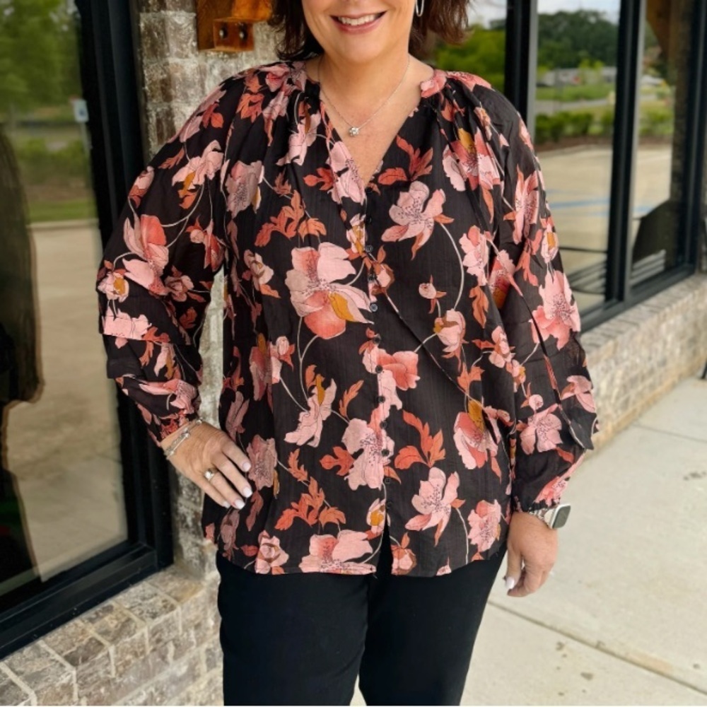 Fate Cammie Black Floral Button Blouse - Picture 7 of 7